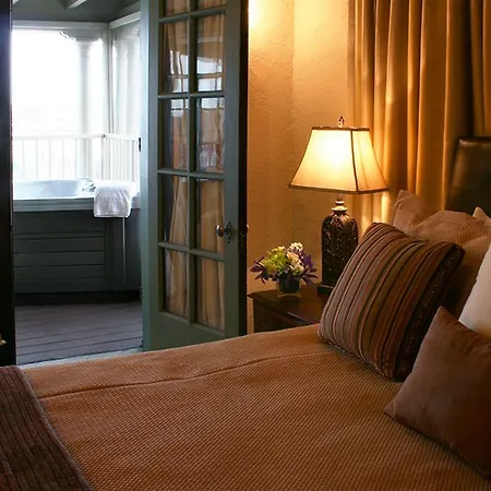 Hotel Baker