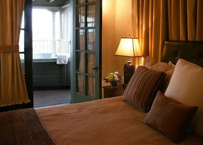 Hotel Baker