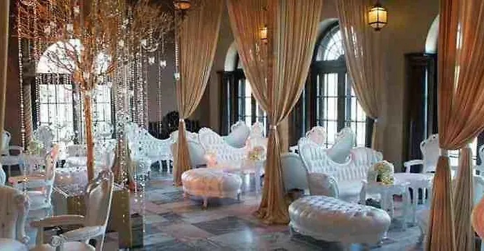 Baker Hotel Saint Charles